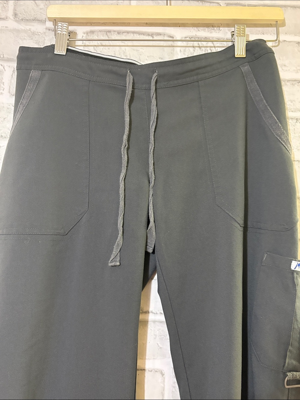 Mobb mentality Gray Drawstring scrubs Cargo Jogger Pants, small - Picture 2 of 6